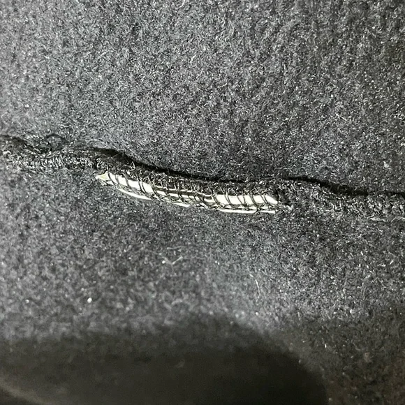 Sold - Picture 3 of 6